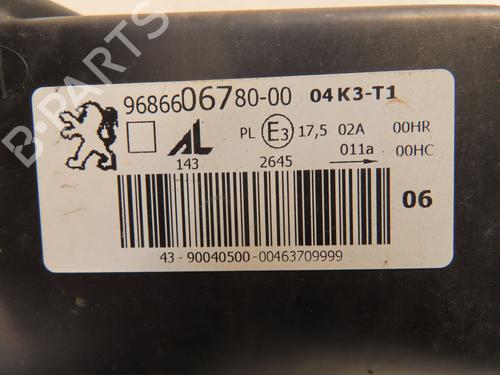 Used Left headlight PEUGEOT 206+ (2L_, 2M_) 1.4 i (2LKFWA, 2MKFWA) (75 hp) 28969946