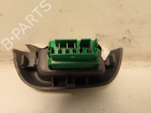Used Left front window switch TOYOTA AYGO (_B1_) 1.0 (KGB10_, KGB10R) (68 hp) 28331740