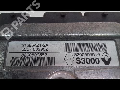 Used Engine control unit (ECU) RENAULT SCÉNIC II (JM0/1_) 1.6 16V (JM1R) (112 hp) 11533326