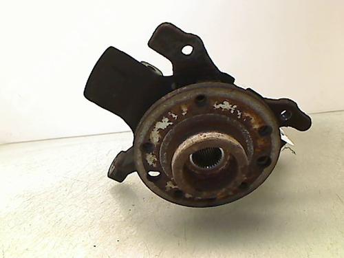 Used Left front steering knuckle OPEL ZAFIRA A MPV (T98) 2.0 DTI 16V (F75) (101 hp) 8976954