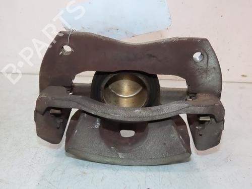Used Right front brake caliper TOYOTA AURIS (_E18_) 1.8 Hybrid (ZWE186_, ZWE186R) (136 hp) 30979500