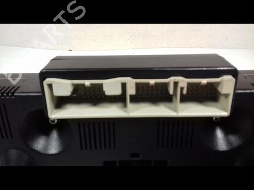 Used Climate control SEAT LEON (1P1) 1.9 TDI (105 hp) 8989972