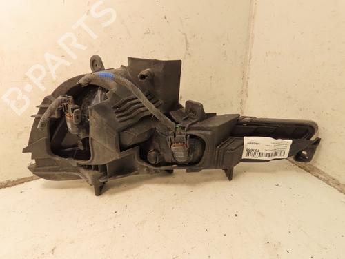 Feu de brouillard avant droit KIA SPORTAGE III (SL) 1.7 CRDi (116 hp) 31325237