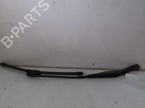 Used Front windshield wiper arm DACIA SANDERO II 1.5 dCi (90 hp) 19162372