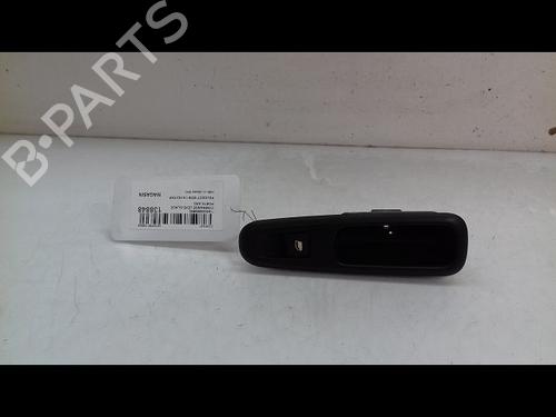 Used Left rear window switch PEUGEOT 5008 (0U_, 0E_) 1.6 HDi (112 hp) 14957267