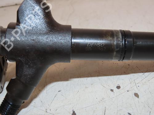 injector-toyota-rav-4-iii-_a3_-2005-2006-2007-2008-2009-2010-2011-2012-2013-2014-30797939 main image