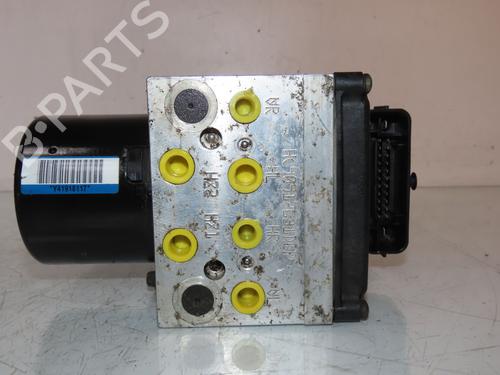 Used ABS pump VW PASSAT B6 Variant (3C5) 2.0 TDI (110 hp) 30951570