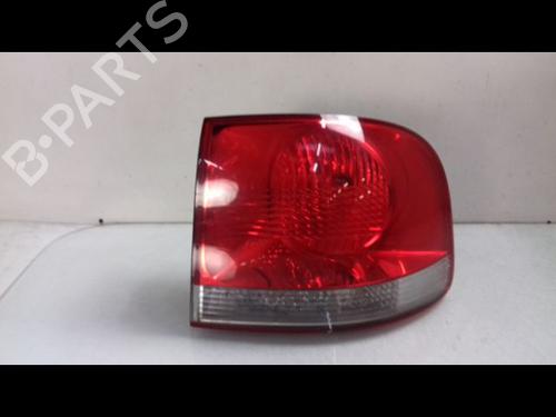 Used Right taillight Right taillight VW TOUAREG (7LA, 7L6, 7L7) 2.5 R5 TDI (174 hp) 8984304 8984304