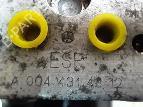 Used ABS pump MERCEDES-BENZ E-CLASS (W210) E 200 CDI (210.007) (116 hp) 9003311