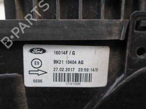 Used Right taillight Right taillight FORD TRANSIT CUSTOM V362 Van (FY, FZ) 2.0 EcoBlue (130 hp) 33744494 33744494