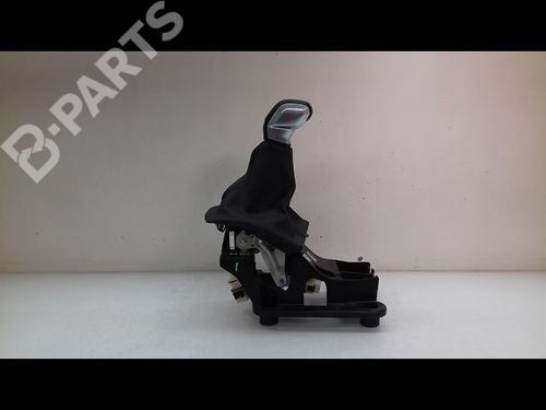 Used Gear lever PEUGEOT 208 I (CA_, CC_) 1.2 VTI 82 (82 hp) 10510266