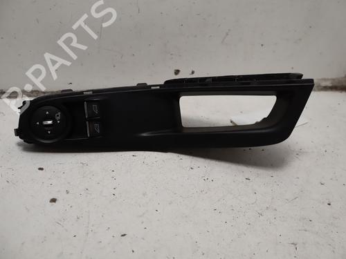 Used Left front window switch Left front window switch FORD FIESTA VI (CB1, CCN) 1.0 EcoBoost (100 hp) 33859961 33859961