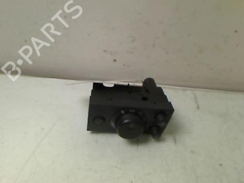 Used Headlight switch OPEL MERIVA A MPV (X03) 1.4 16V Twinport (E75) (90 hp) 8975471