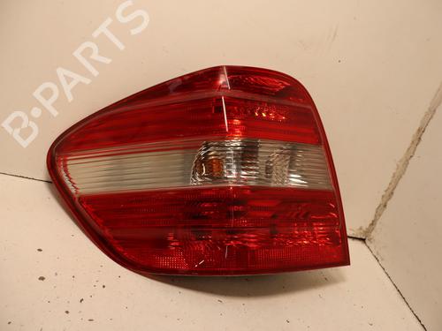 Used Left taillight Left taillight 39221228 39221228