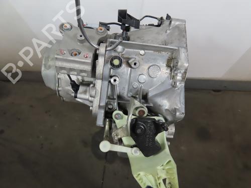Used Gearbox DS DS 3 (SA_) 1.2 THP 110 / PureTech 110 (SAHNPS, SAHNZ6, SAHNZT) (110 hp) 31155208