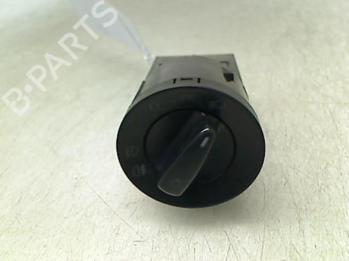 Used Headlight switch SKODA OCTAVIA I (1U2) 1.9 TDI (90 hp) 8977127