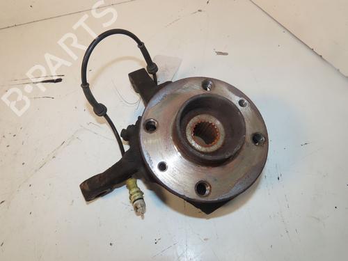 Used Right front steering knuckle Right front steering knuckle RENAULT CLIO II (BB_, CB_) 1.5 dCi (B/CB07) (65 hp) 32486720 32486720