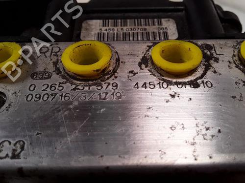 Used ABS pump ABS pump TOYOTA AYGO (_B1_) 1.0 (KGB10_, KGB10R) (68 hp) 8996358 8996358