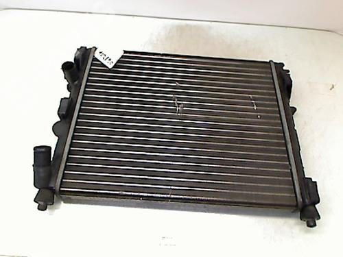 Used Water radiator Water radiator RENAULT CLIO II (BB_, CB_) 1.6 16V (BB01, BB0H, BB0T, BB14, BB1D, BB1R, BB2KL, BB3G... (107 hp) 8982400 8982400