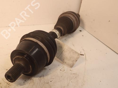 Used Left front driveshaft Left front driveshaft MERCEDES-BENZ GLA-CLASS (X156) AMG GLA 45 4-matic (156.952) (381 hp) 33947166 33947166