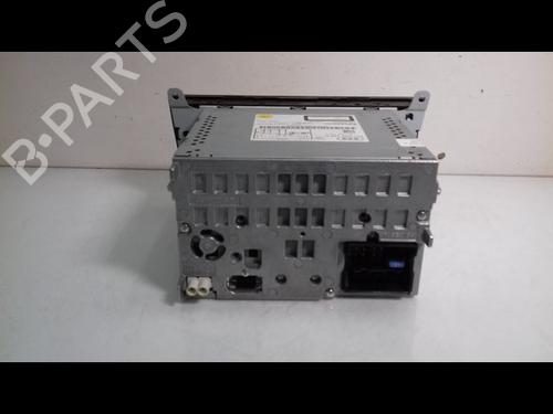 Used Radio AUDI Q5 (8RB) 2.0 TDI quattro (170 hp) 9457317