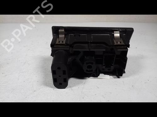 Used Headlight switch OPEL ZAFIRA / ZAFIRA FAMILY B (A05) 1.9 CDTI (M75) (120 hp) 8990310