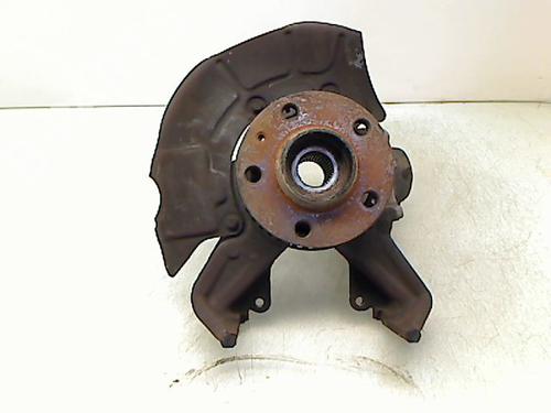 Used Right front steering knuckle VW NEW BEETLE (9C1, 1C1) 1.4 (75 hp) 8977515