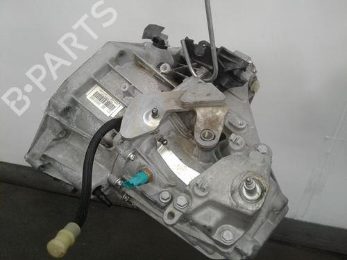 manual-gearbox-renault-clio-iv-bh_-15-dci-110-320101485r-2012-2013-2014-2015-2016-2017-2018-2019-2020-2021-8996448 main image
