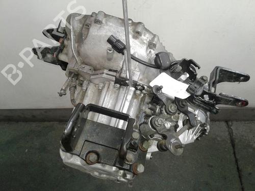 Used Gearbox Gearbox HYUNDAI TUCSON (JM) 2.0 CRDi (136 hp) 8993537 8993537