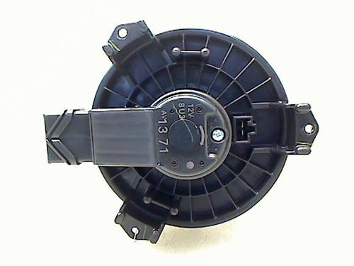 Used Heater blower motor TOYOTA YARIS (_P13_) 1.5 (NSP131_) (112 hp) 15744794