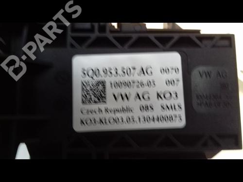 Used Steering column stalk VW GOLF VII (5G1, BQ1, BE1, BE2) 1.6 TDI (105 hp) 11825150