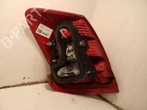 left-taillight-toyota-auris-_e15_-2006-2007-2008-2009-2010-2011-2012-2013-32768022 main image