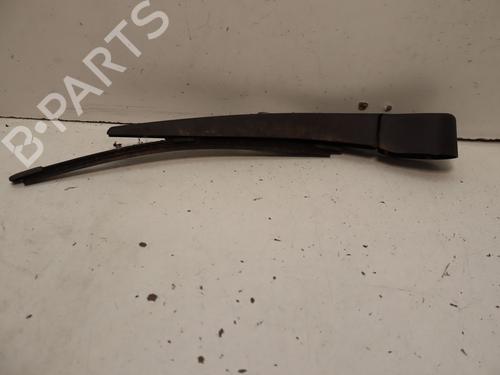 Used Rear windshield wiper arm Rear windshield wiper arm 39221358 39221358