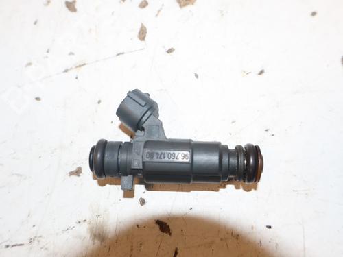 Used Injector Injector CITROËN C3 II (SC_) 1.2 VTi 82 (82 hp) 35496042 35496042