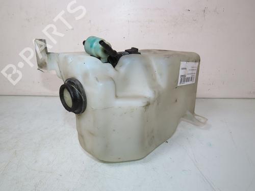 Used Windscreen washer tank VW GOLF IV (1J1) 1.6 (100 hp) 25859411