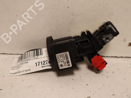 ratlastndingslas-renault-trafic-iii-van-fg_-2014-39418921 main image