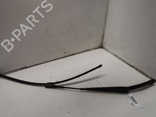 Used Front windshield wiper arm Front windshield wiper arm MERCEDES-BENZ GLA-CLASS (X156) GLA 200 (156.943) (156 hp) 35748097 35748097