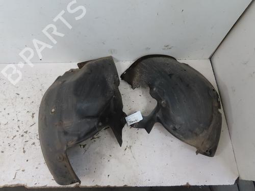 Used Wheel arch RENAULT SCÉNIC II (JM0/1_) 1.5 dCi (JM1F) (86 hp) 26570724