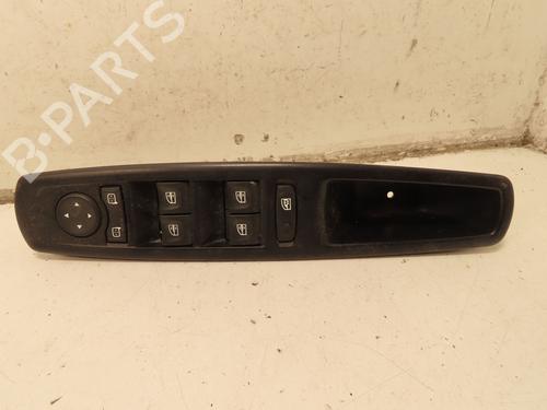 Used Left front window switch RENAULT SCÉNIC III (JZ0/1_) 1.5 dCi (110 hp) 31179846