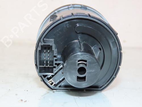 headlight-switch-vw-golf-vii-5g1-bq1-be1-be2-2012-2013-2014-2015-2016-2017-2018-2019-2020-2021-36484433 main image