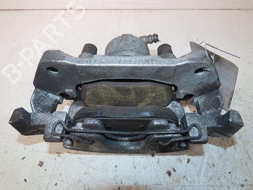 Used Right front brake caliper TOYOTA YARIS (_P21_, _PA1_, _PH1_) 1.5 (MXPA11) (125 hp) 31030782