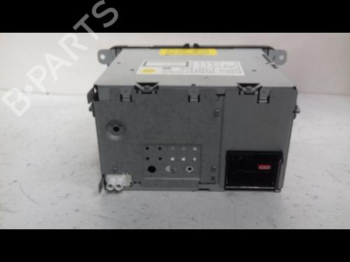 Used Radio VW GOLF VI (5K1) 2.0 TDI (140 hp) 9341757