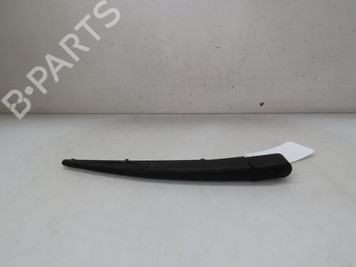 Used Rear windshield wiper arm Rear windshield wiper arm 18330599 18330599
