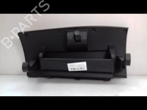 Used Glove box RENAULT MEGANE III Coupe (DZ0/1_) 1.5 dCi (DZ09, DZ0D, DZ1F, DZ1G, DZ14, DZ29) (110 hp) 15421038