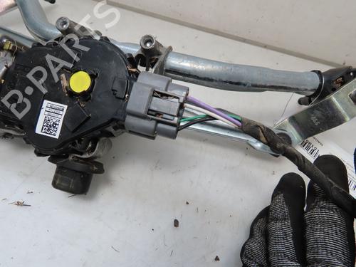 Used Front wiper motor RENAULT CAPTUR II (HF_) E-TECH 145 (HFMU) (143 hp) 26071731