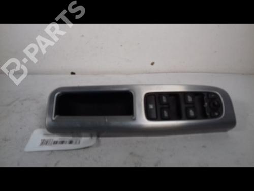 Used Left front window switch Left front window switch VOLVO V50 (545) 2.0 D (136 hp) 9000676 9000676