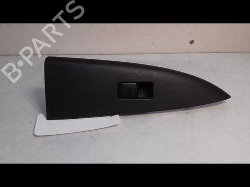 Used Switch NISSAN NOTE (E11, NE11) 1.5 dCi (86 hp) 11694372