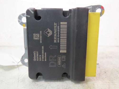 ecu-airbags-renault-clio-v-b7_-10-tce-100-b7mt-985104488r-2019-21088483 main image
