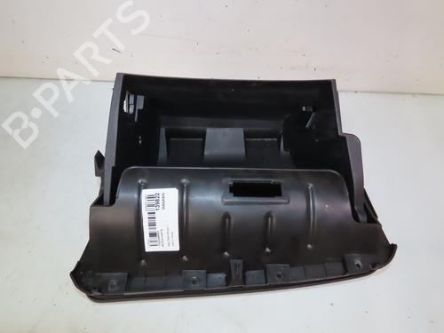 Used Glove box FIAT TIPO Hatchback (356_, 357_) 1.4 (356HXA1B) (95 hp) 27728583