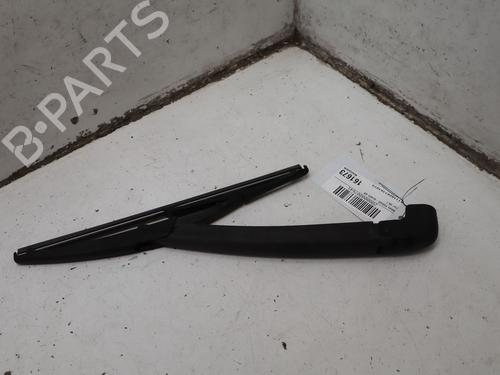 Used Rear windshield wiper arm Rear windshield wiper arm FIAT 500 (312_) 1.2 (312AXA1A) (69 hp) 33632514 33632514